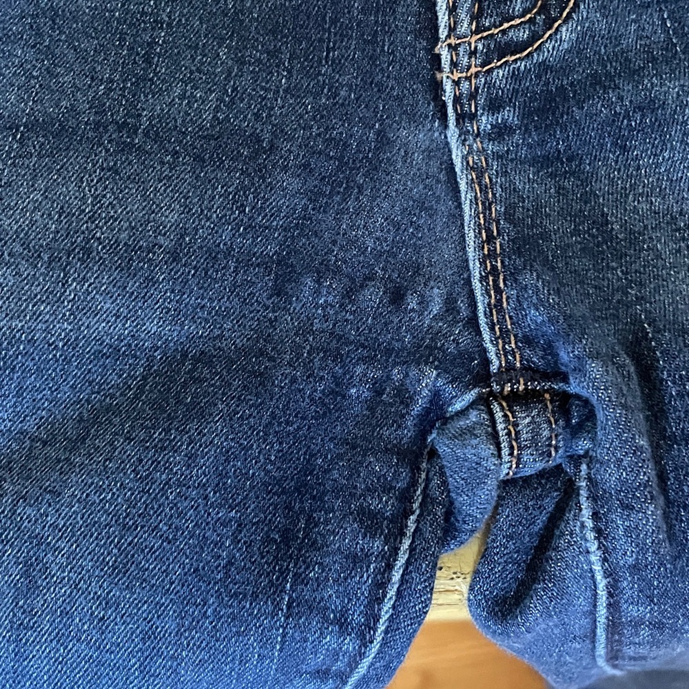 Mother Denim The Weekender Fray Flare Jeans in Teaming Up Blue Size 27 *Hemmed* - Picture 15 of 16